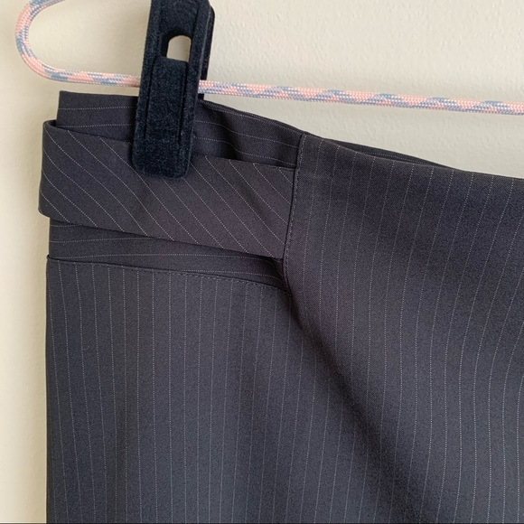 United Colors of Benetton Classic Pin Stripe Skirt Black Sz 10 - Picture 2 of 14